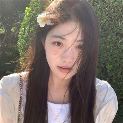 出位俏娇娃